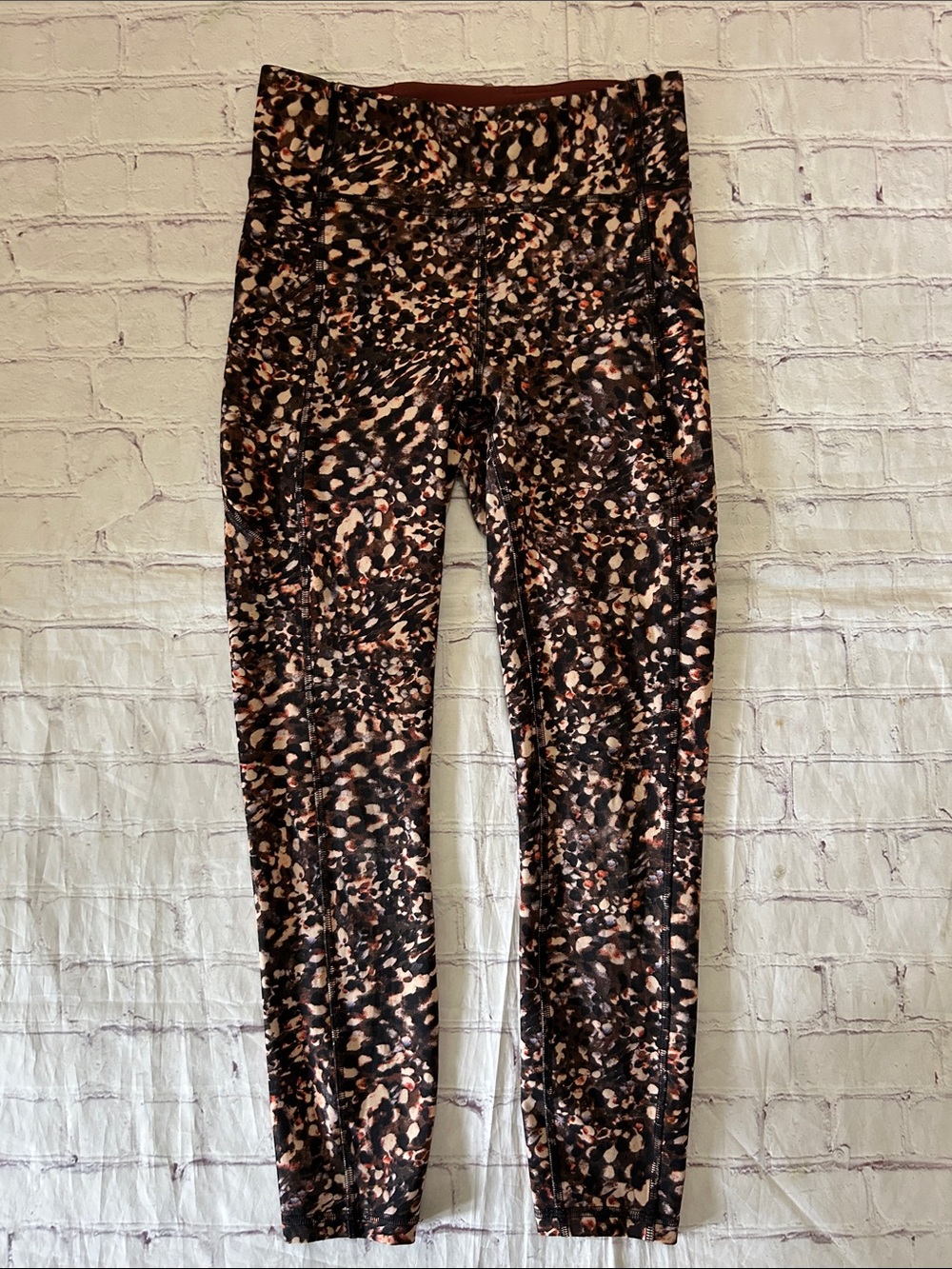 Lululemon Invigorate High-Rise Pocket Tight 25" Motion Flux Multi Size 6 Small - Picture 6 of 7